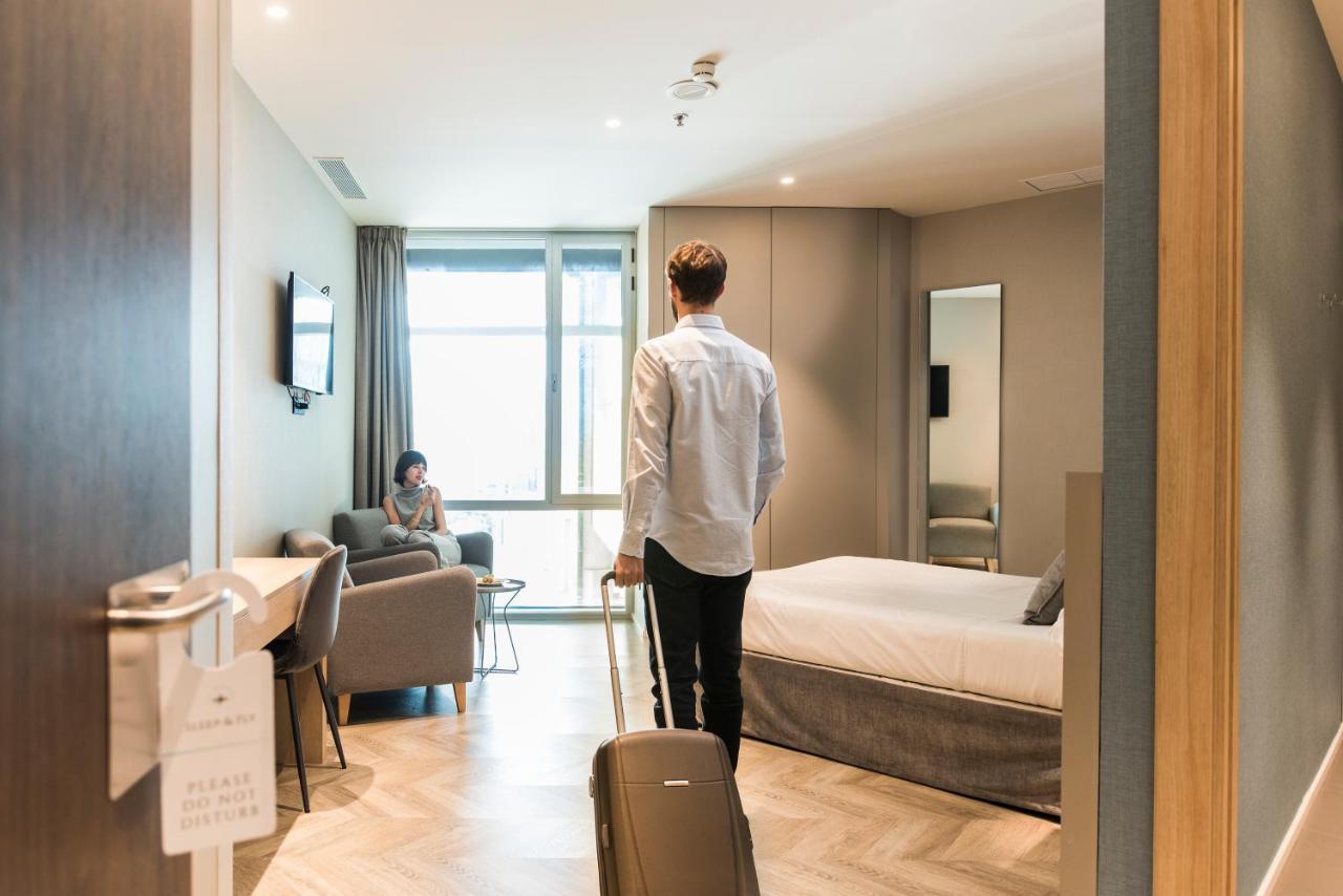 Sleep&Fly Hotel El Prat de Llobregat Eksteriør billede